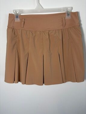 Offline by Aerie Pleated Tan Tennis Athletic Skort - Medium